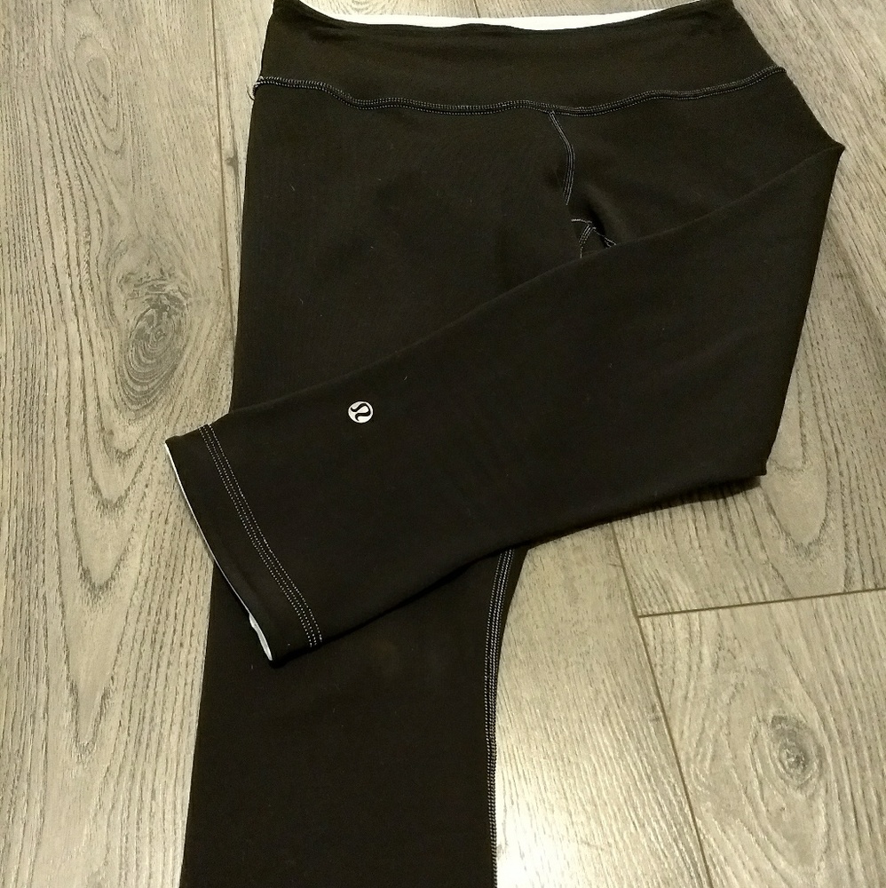 Lululemon Wunder Under Crops